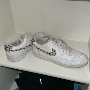 NIKE CHEETAH PRINT AIRFORCES // SIZE 9 // WORN